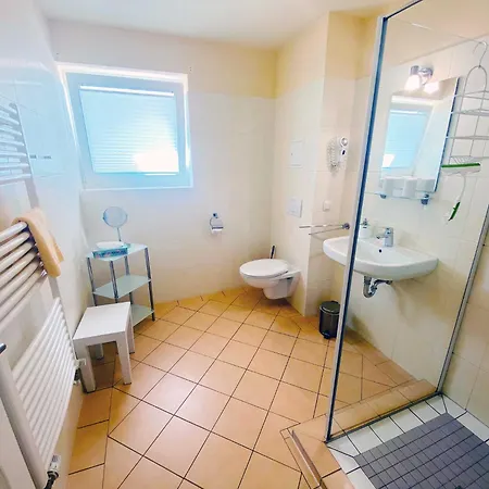 民宿 Am Steinbach 萨斯尼茨